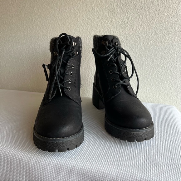 Cliffs Heeled Winter Boots - Picture 13 of 14